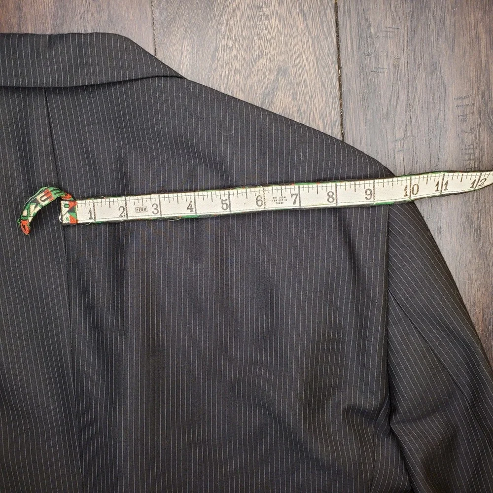 Billy London Mens Sport Coat 40L Black Pinstripe Poly Blend Blazer Jacket 2 Vent